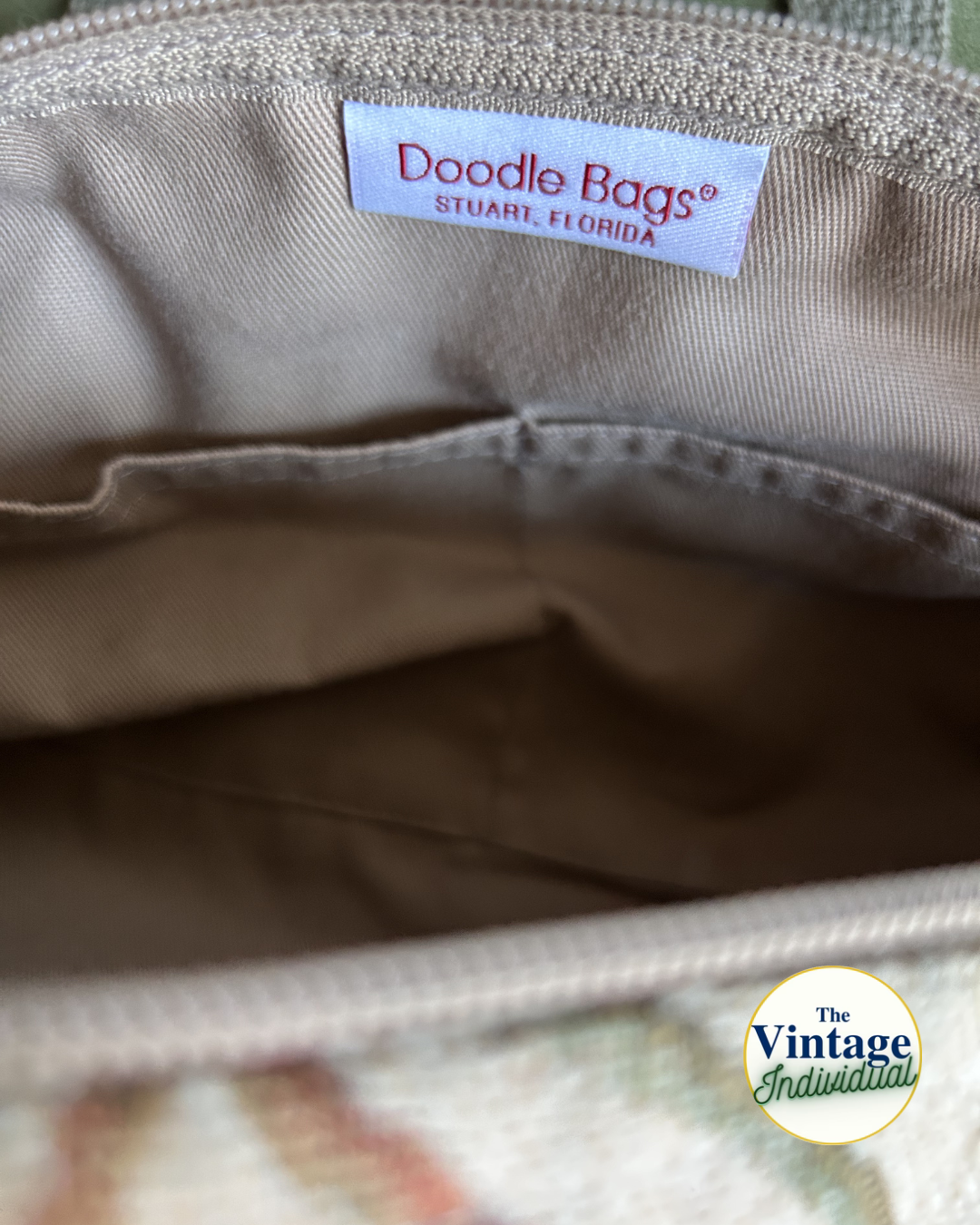 Vintage Tan Tapestry Dragonfly & Frog Shoulder Duffel Bag